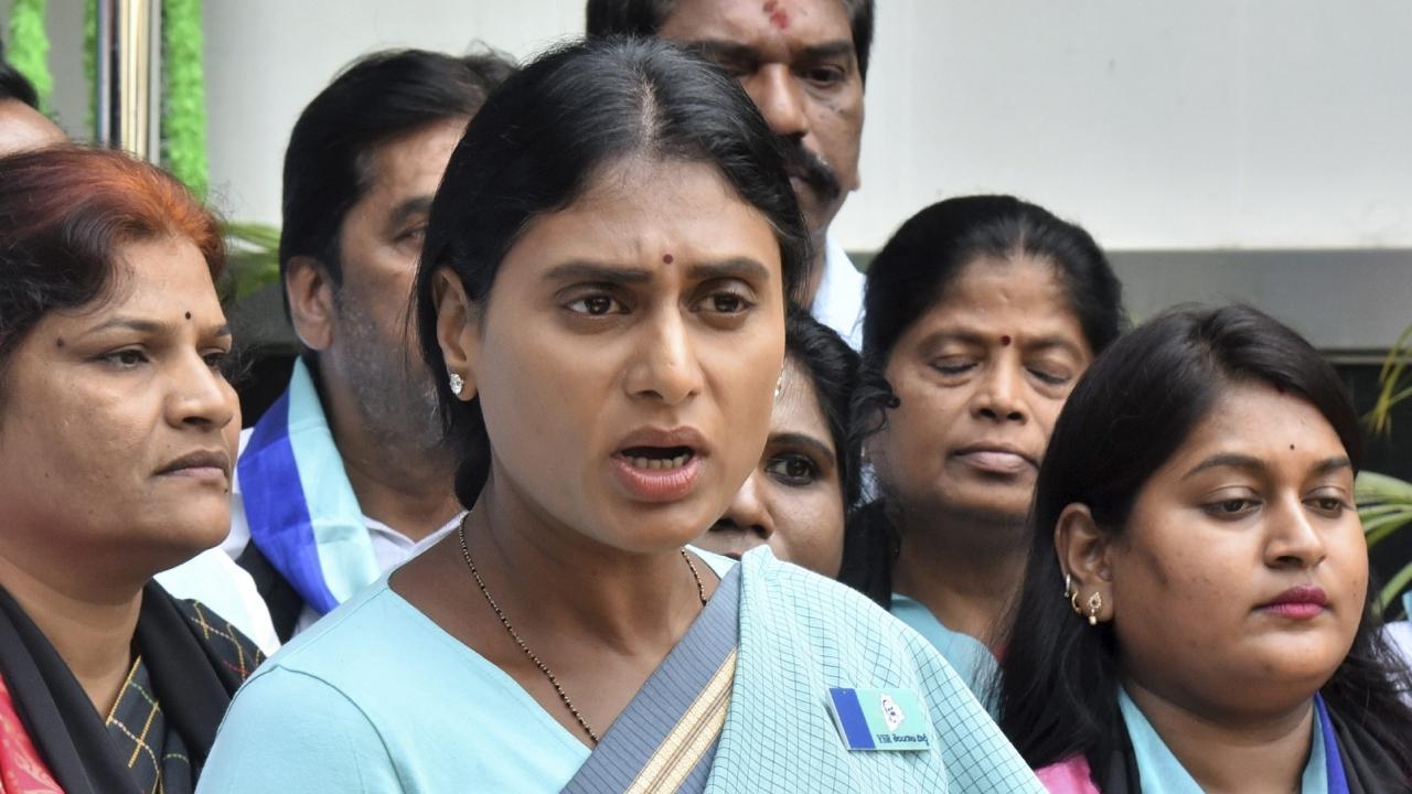 Women are not respected during KCR's rule in the state: YSRTP chief Sharmila