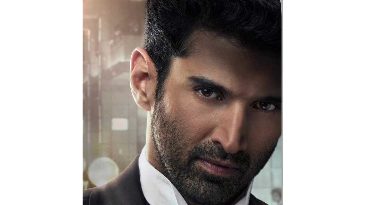 Starting the year with 'The Night Manager,' Aditya Roy Kapur has got an exciting line up this year with 'Gumraah' and 'Metro In Dino!'