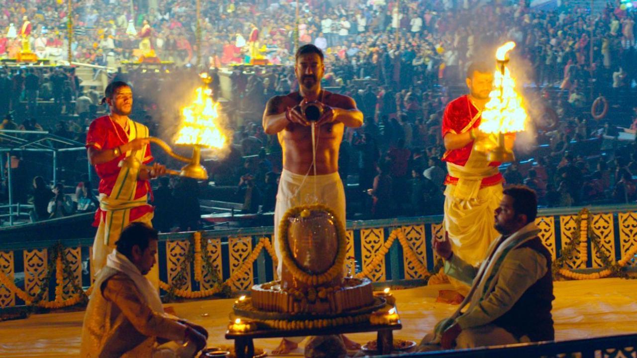 IN PHOTOS: On Mahashivratri, Ajay Devgn shares stills of Maha Aarti sequence
