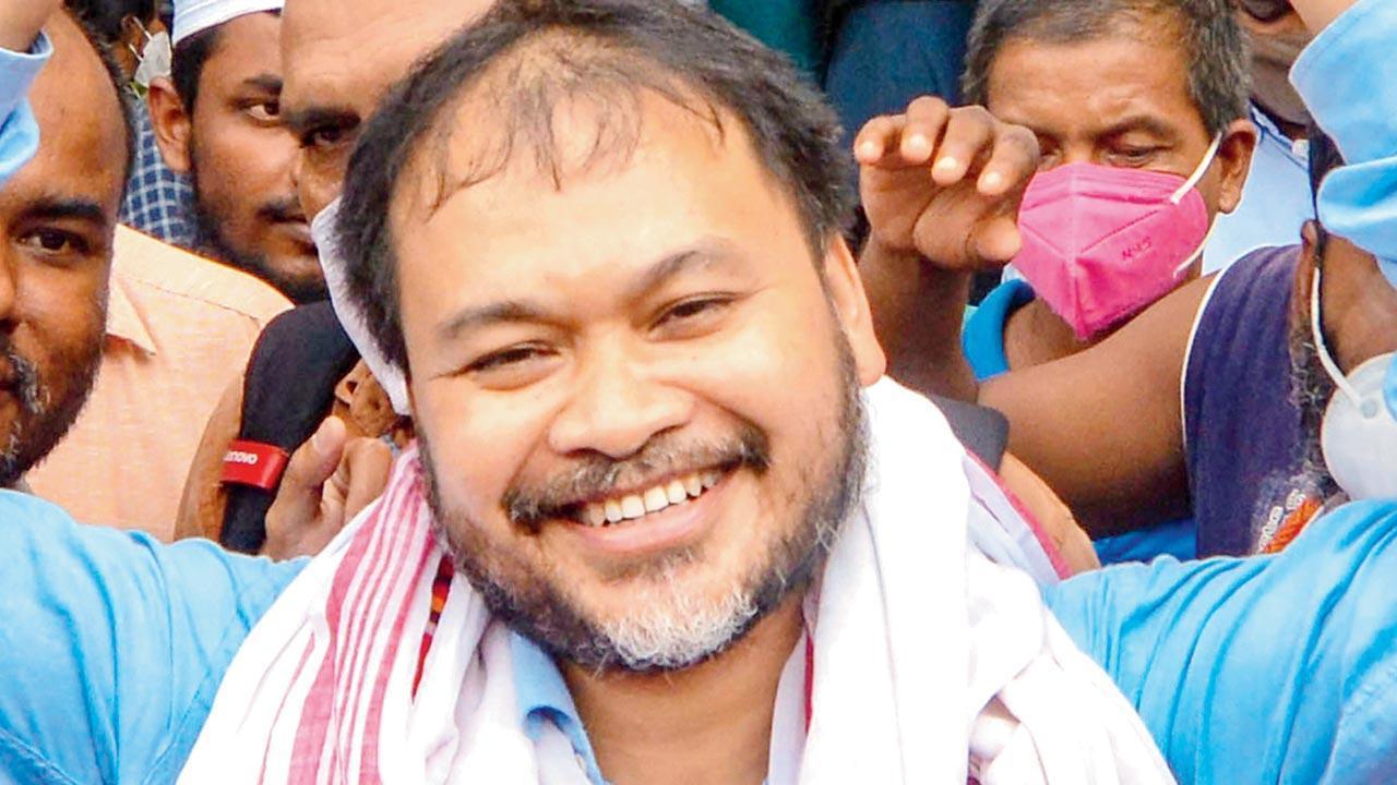 SC protects Assam MLA Akhil Gogoi from arrest in NIA case related to anti-CAA agitation