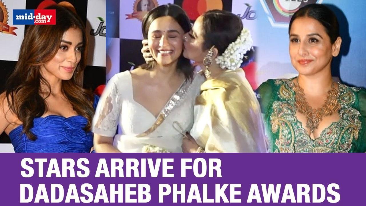 Dadasaheb Phalke Awards; Alia Bhatt, Rekha, Varun Dhawan Arrive In Style