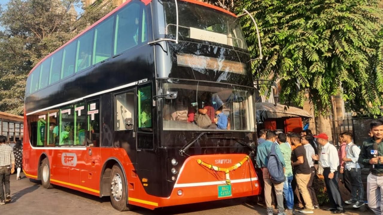 The 200 buses which will be introduced by BEST this year, will reduce BEST’s carbon footprint and will also save around 26 million litres of diesel per year. The BEST recently conducted a travel study across the city. The ridership of BEST has grown from 22.5 lakhs to 35 lakhs and by adding more buses across the city, they plan to cross over 40 lakhs ridership soon