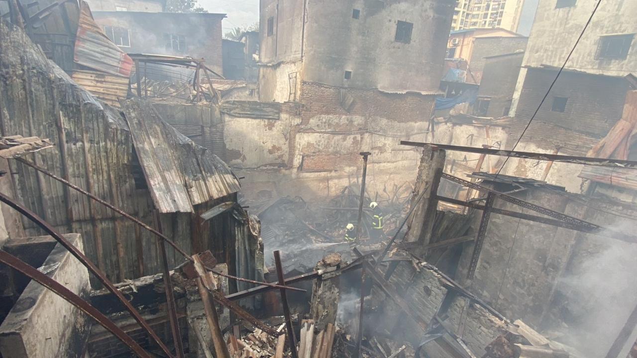 BREAKING: Fire breaks out in Dharavi's Kamla Nagar