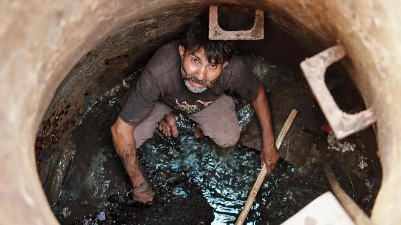 Safety equipment for manual scavengers a must