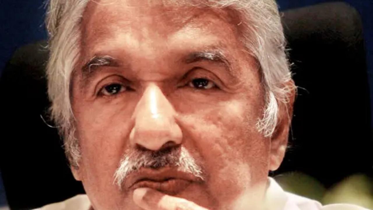 Former Kerala CM Oommen Chandy hospitalized in Neyyattinkara