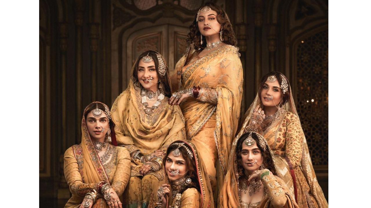 Heeramandi Manisha Koirala, Sonakshi Sinha, and others shine in first look of Sanjay Leela Bhansalis show