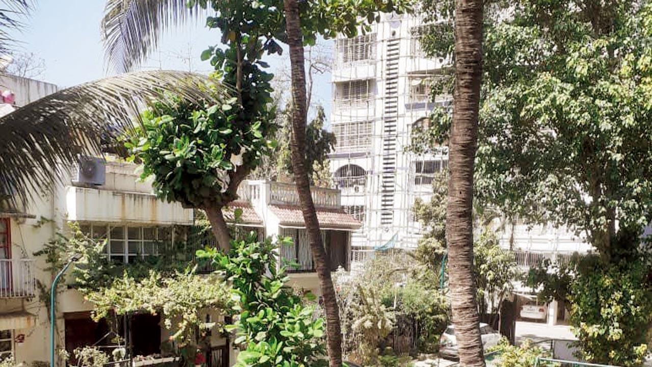 Mumbai: Andheri`s housing society office-bearers face action for charging extra