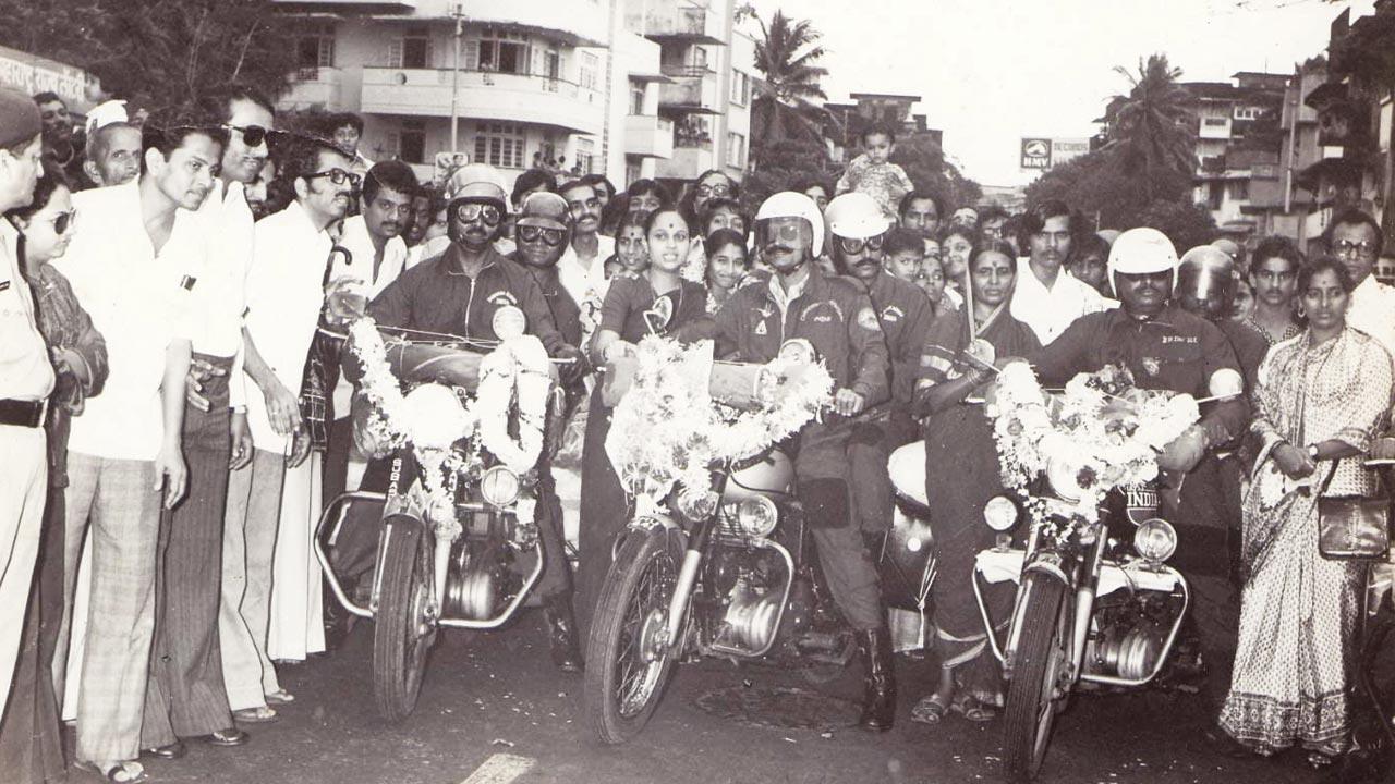 Bombay-to-London biker cops flagging off at Shivaji Park in September 1977; at centre is Chandrakant Bawiskar with his wife. Pic/Sachin Bawiskar