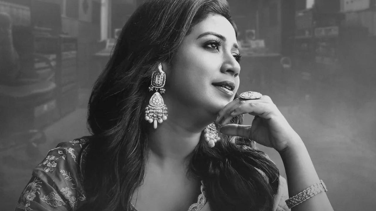 Music video of Shreya Ghoshal's 'Qaraar' from Sanjay Leela Bhansali’s album ‘Sukoon’ out now