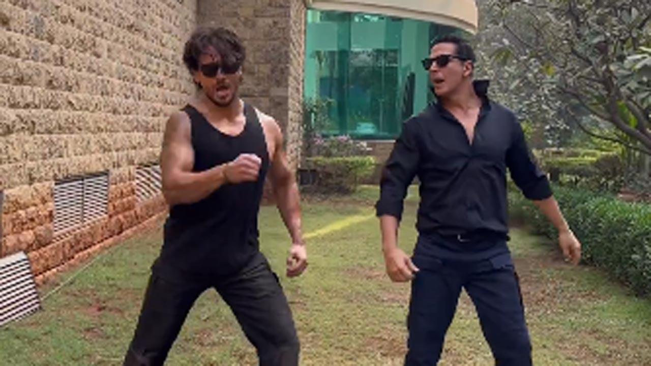 Akshay Kumar, Tiger Shroff dance to 'Main Khiladi' from 'Selfiee', Watch video!