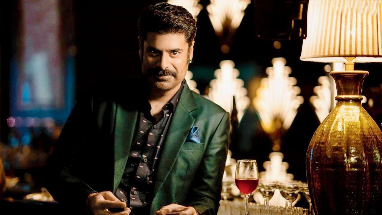 Sikandar Kher: Finished reading script on phone in under an hour