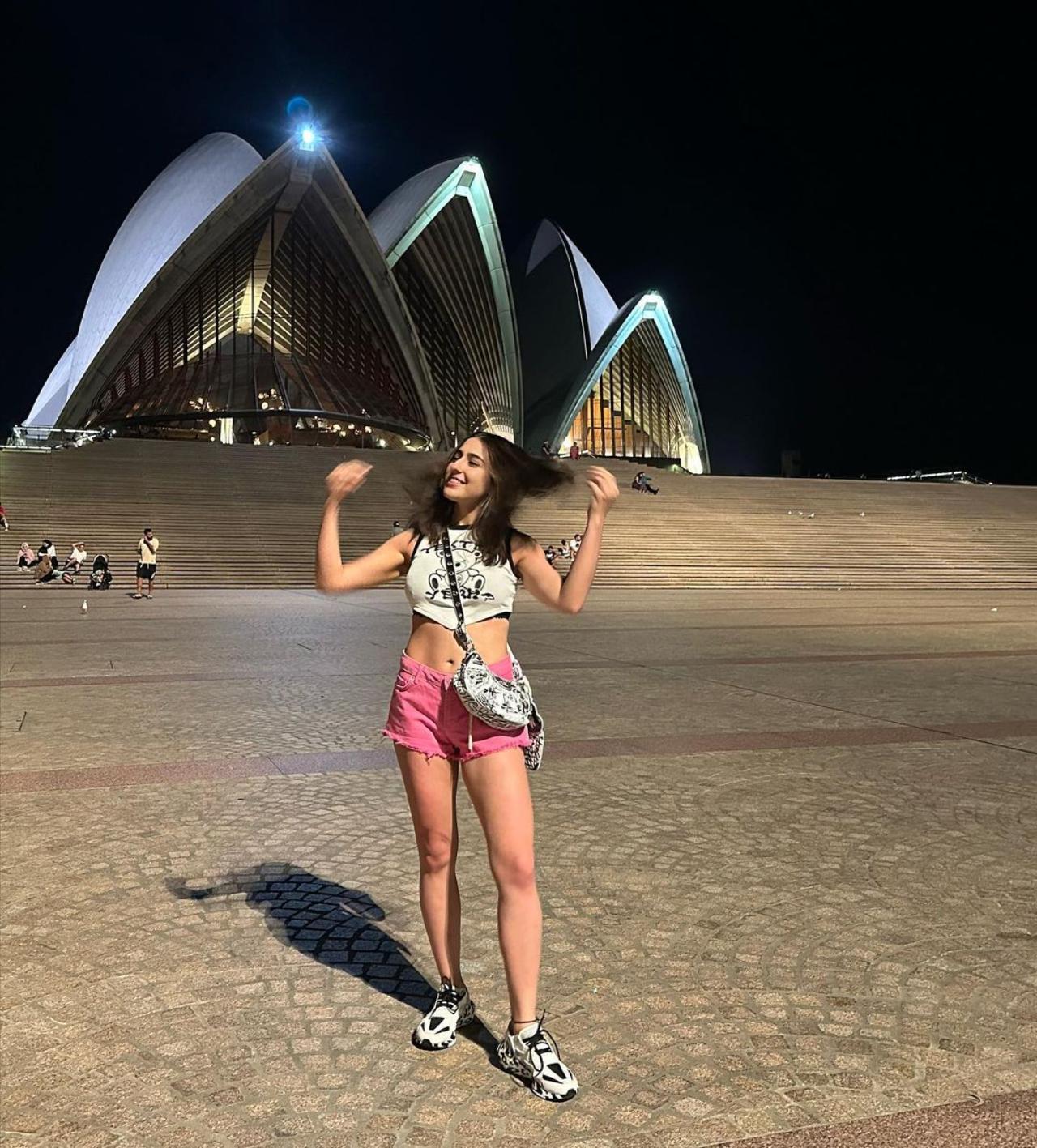 Sara posted pictures of herself posing in different locations of Sydney. In the above picture, the actress is seen posing in front of the famous Sydney Opera House
