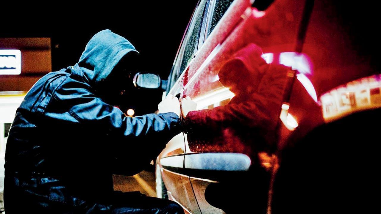 Vehicle theft giving Navi Mumbai cops a headache