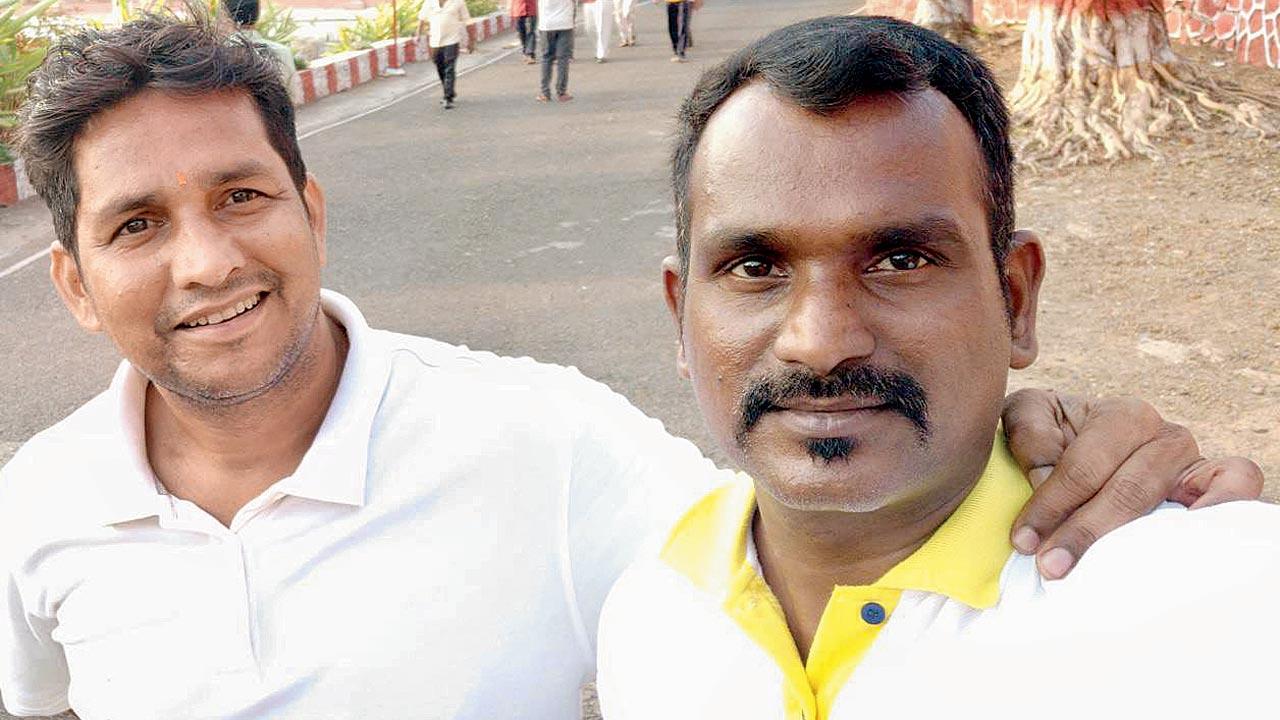 Mahesh Thakur (right) and advocate Harikesh Sharma