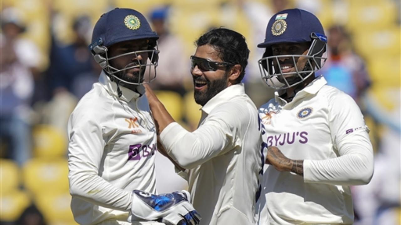 Ravindra Jadeja fined for applying cream on swollen index finger without permission from umpires