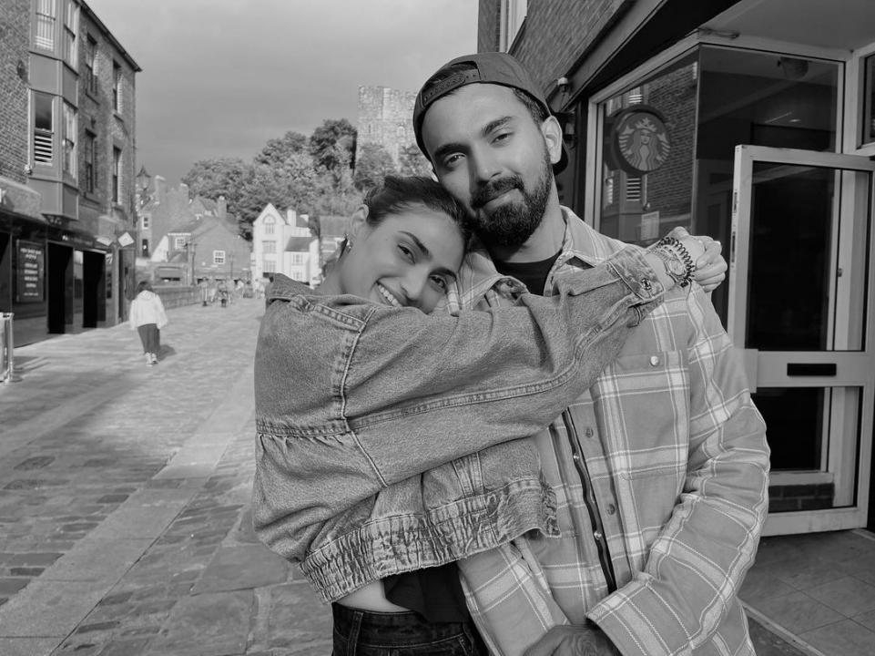 Athiya Shetty X Videos - All things love! A look back at Athiya Shetty and KL Rahul's dreamy love  story