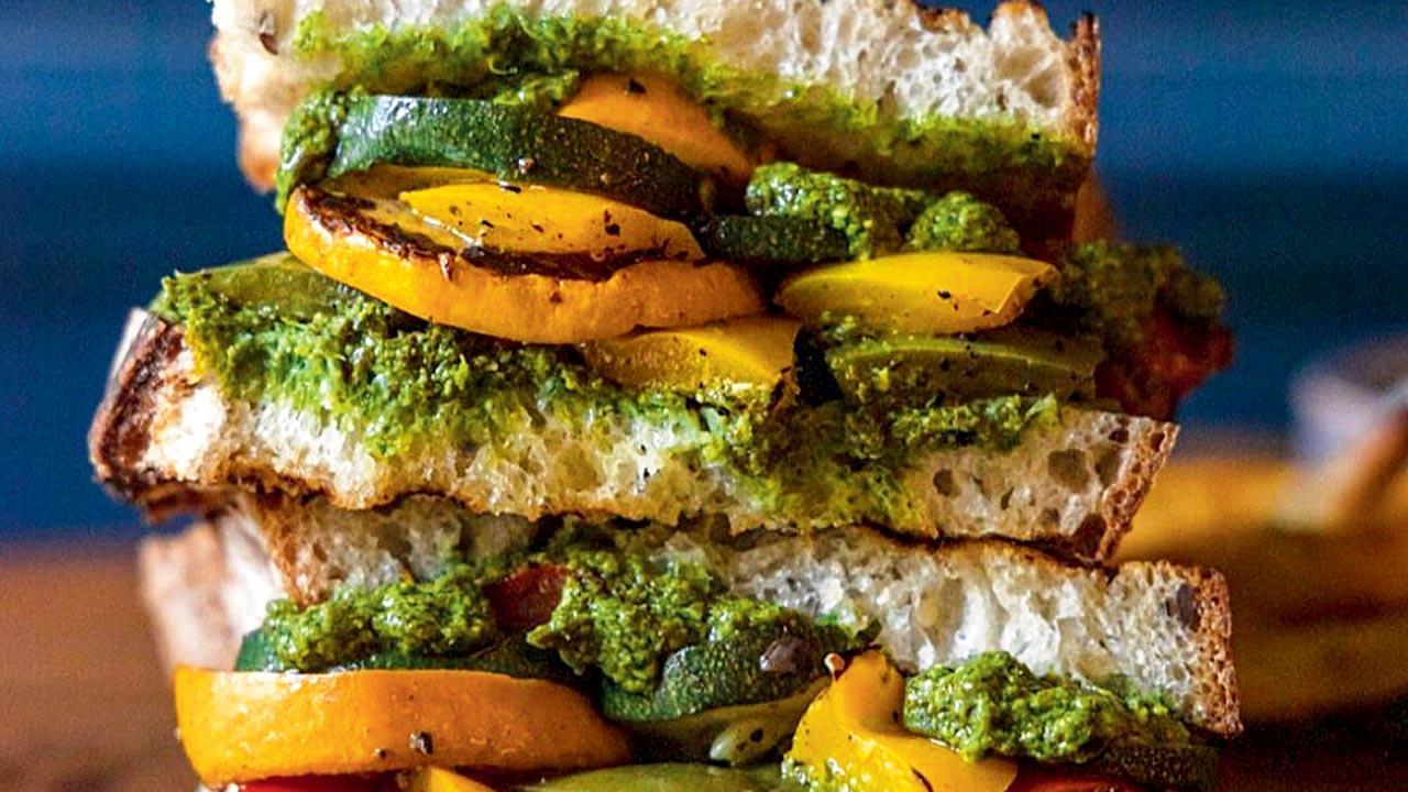 Grilled veg pesto sandwich
