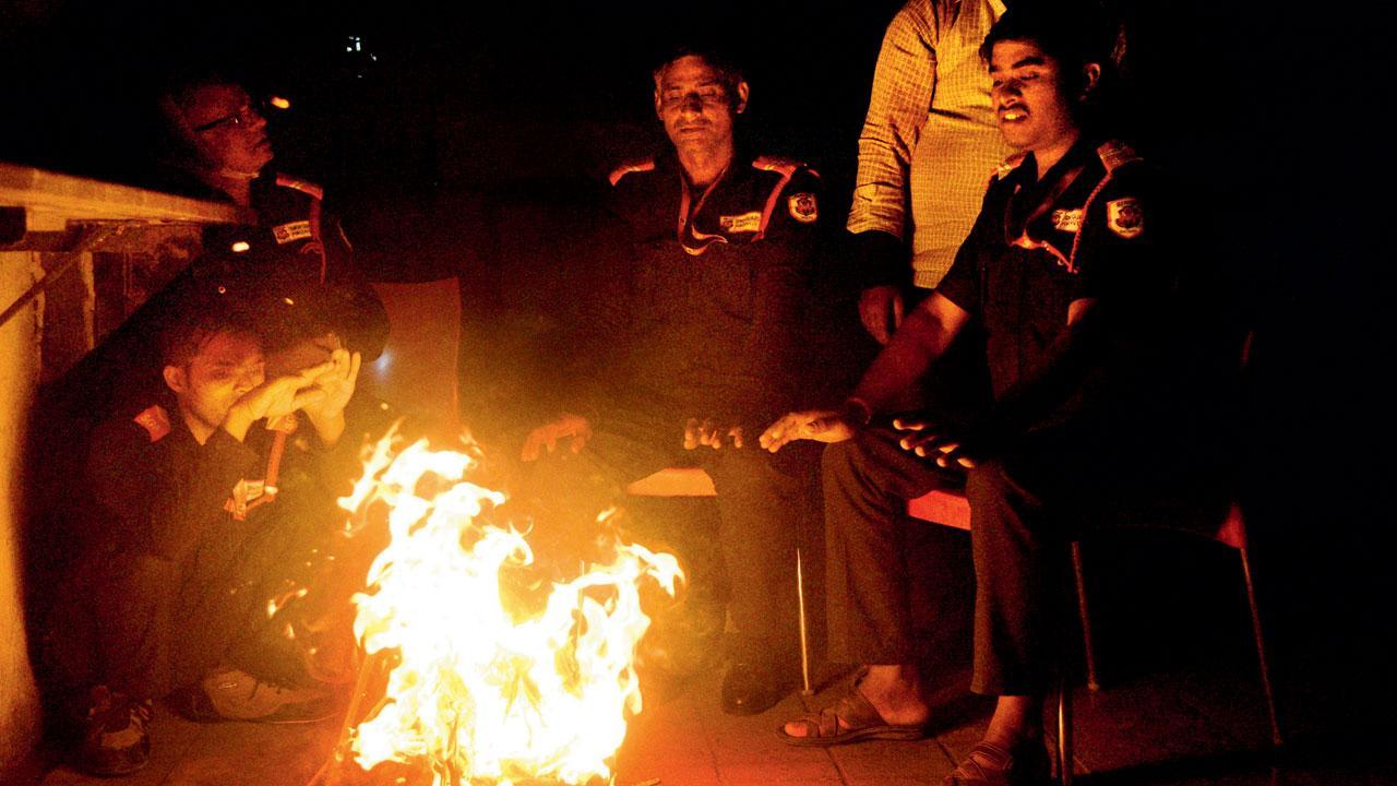 Mumbaikars bring out sweaters as chilly days return