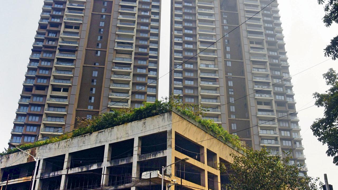 Mumbai: Blaze on Dadar tower’s 42nd floor gives firefighters headache