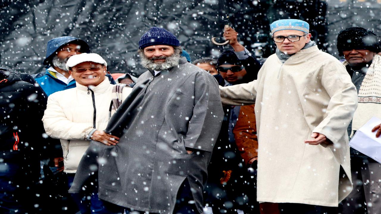 After a hectic five-month and over 4000-kilometres of the yatra, which the Gandhi scion walked the most part of, he and his sister had fun times in Srinagar which was enveloped by a thick white carpet of snow Photo/PTI