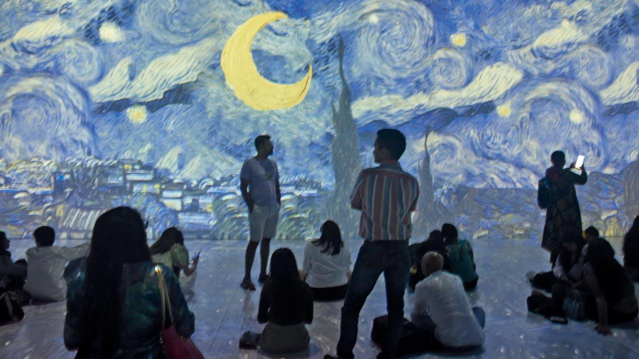 A screen showing The Starry Night