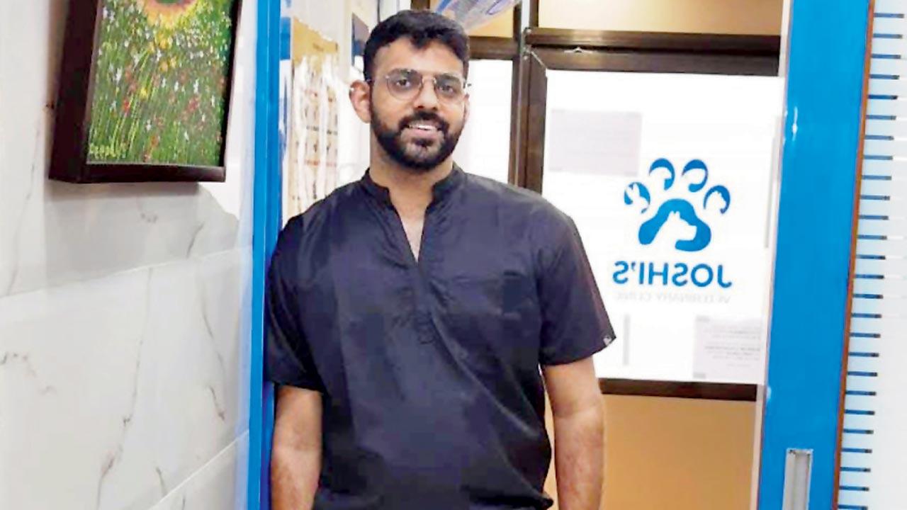Dr Malhar Joshi