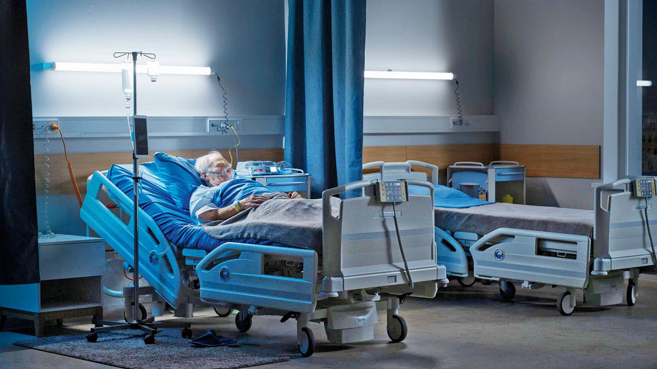 At least seven patients in the ICU were left without a doctor’s care on September 16. Representation pic