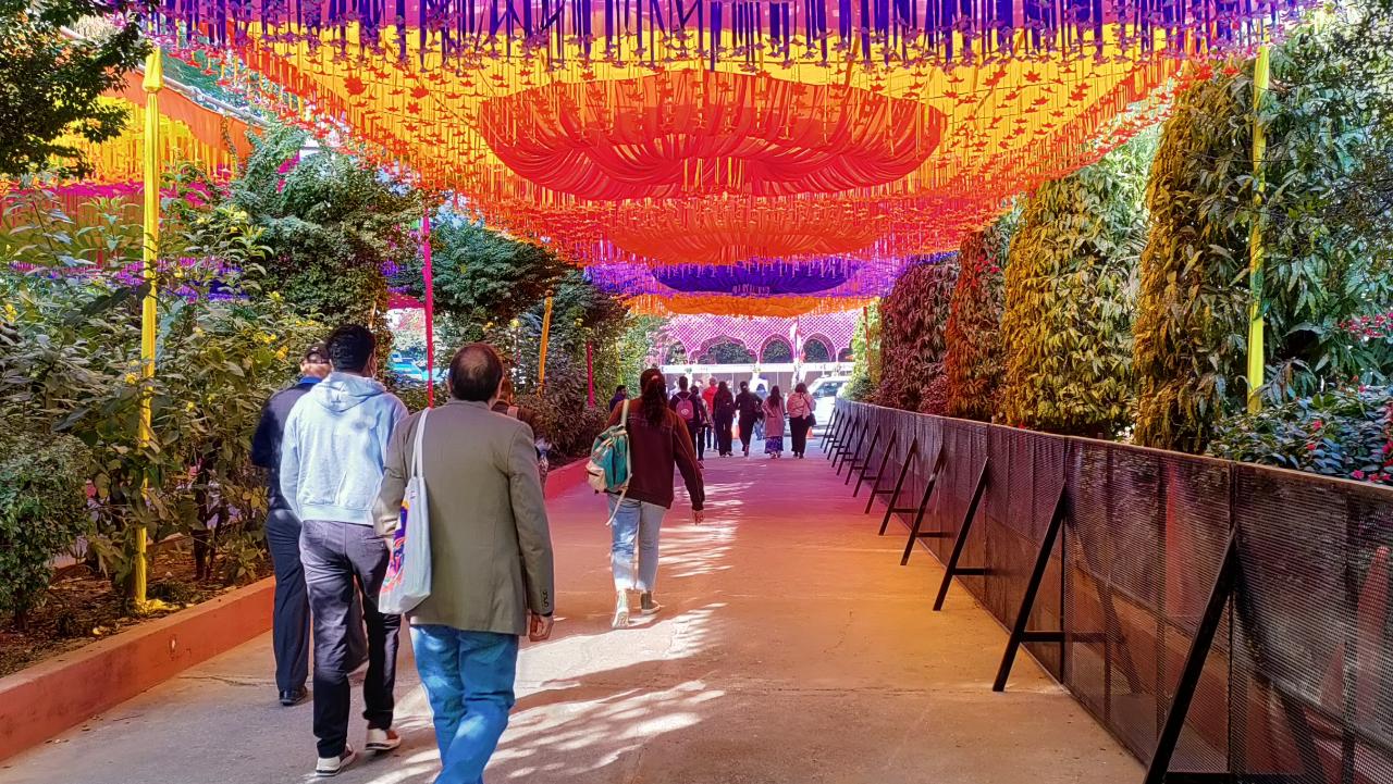People pour in on the first day of the Jaipur Literature Festival 2023 ahead of the musical performance and opening ceremony. The festival will take place over five days . Photo Courtesy: Nascimento Pinto
