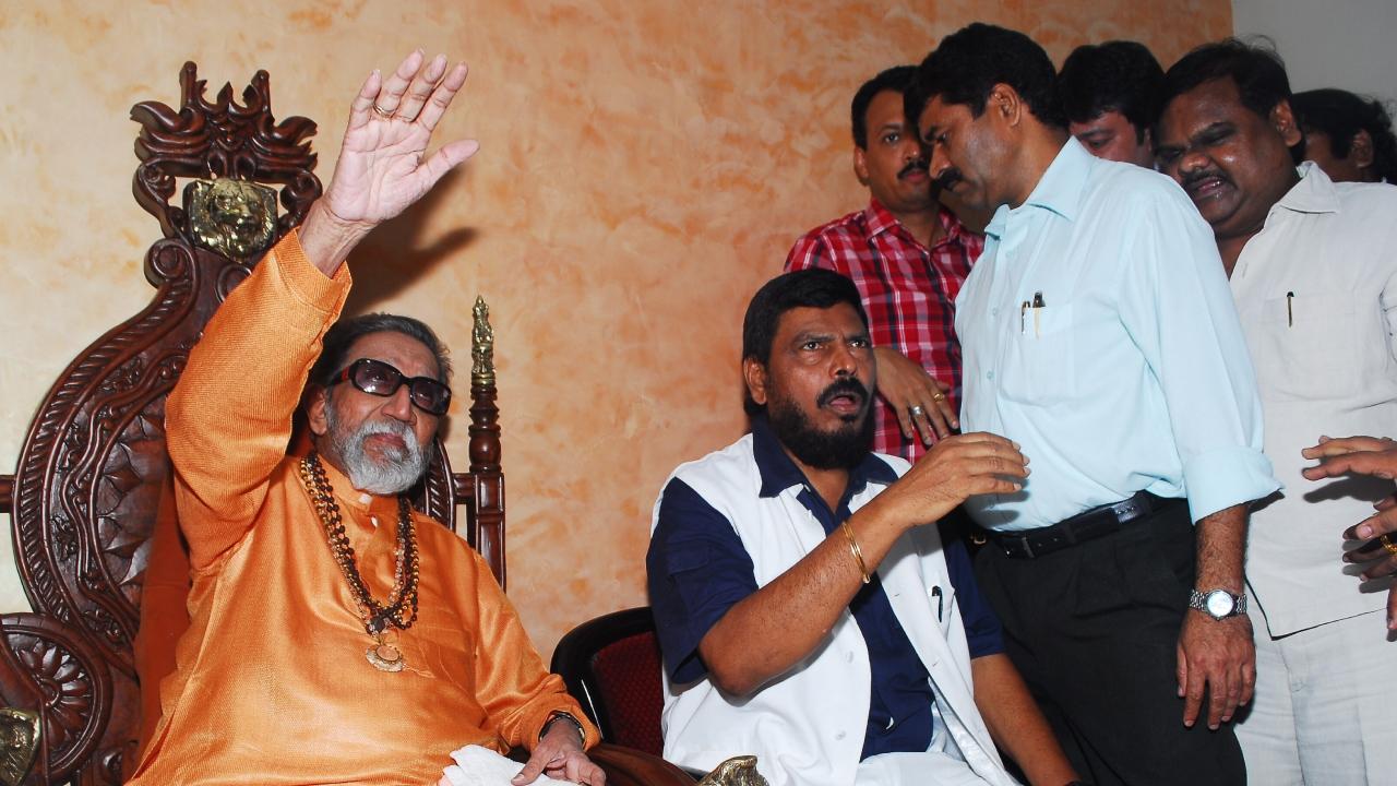 File Photo of Dalit leader present Union Minister Ramdas Athavwale meeting with Shiv Sena Supremo at Thackeray's Matoshree residence in 2011. The high-profiile meeting was held to discuss the BMC polls Photo/Sayed Sameer Abedi