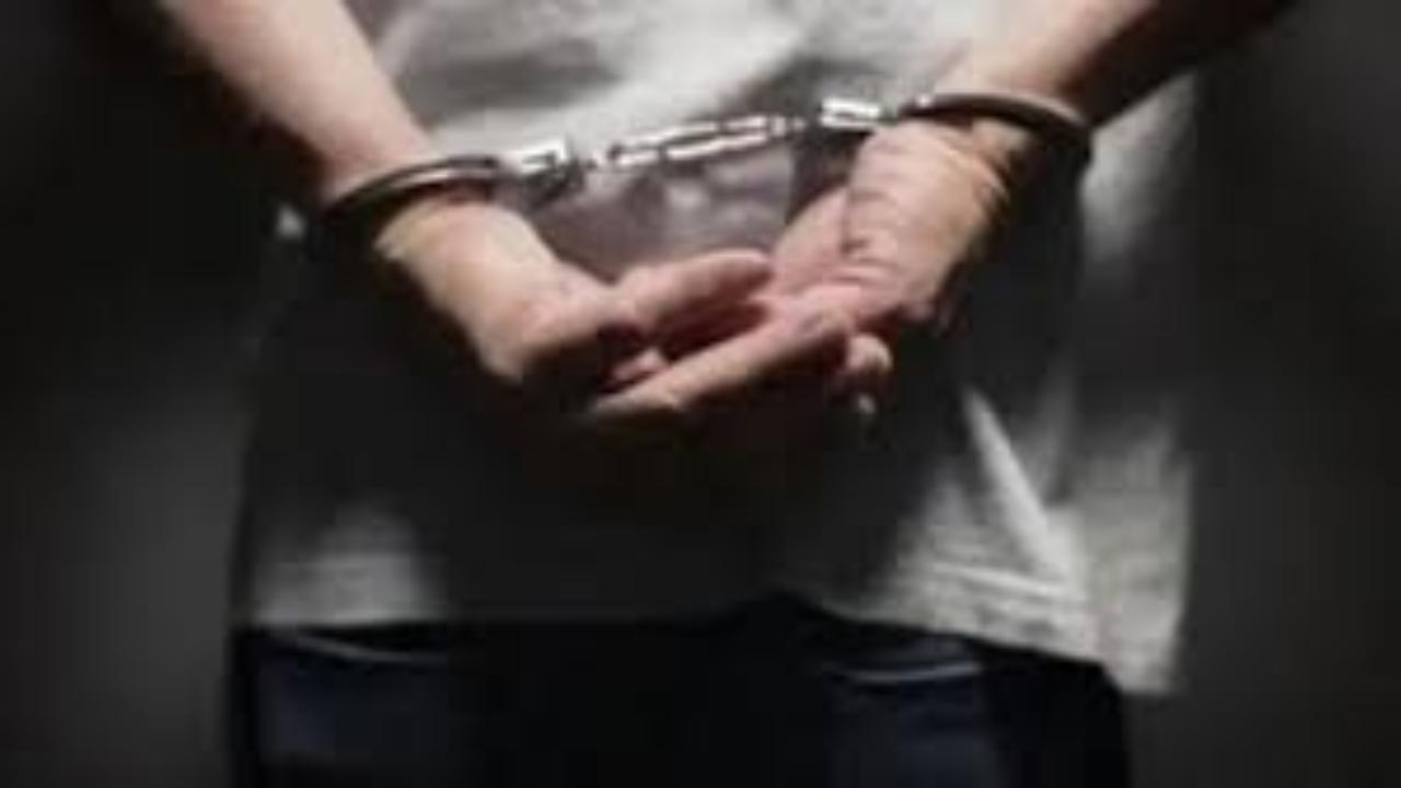 Two held for running flesh trade racket in Thane
