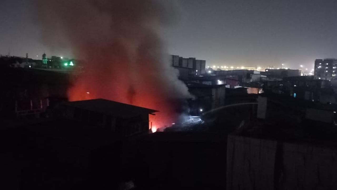 Mumbai: Fire breaks out at multiple units in Kurla