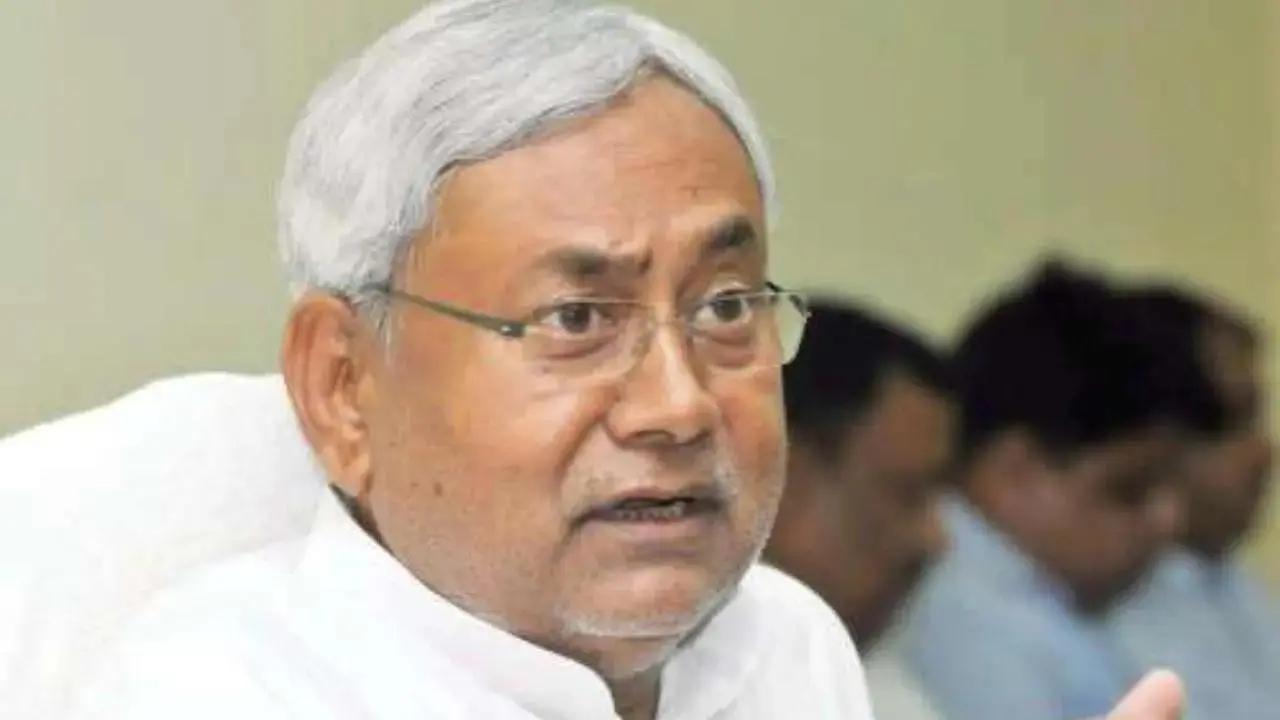 Have asked Tejashwi Yadav and Lalan to attend Telangana CM KCR's event: Bihar CM Nitish Kumar