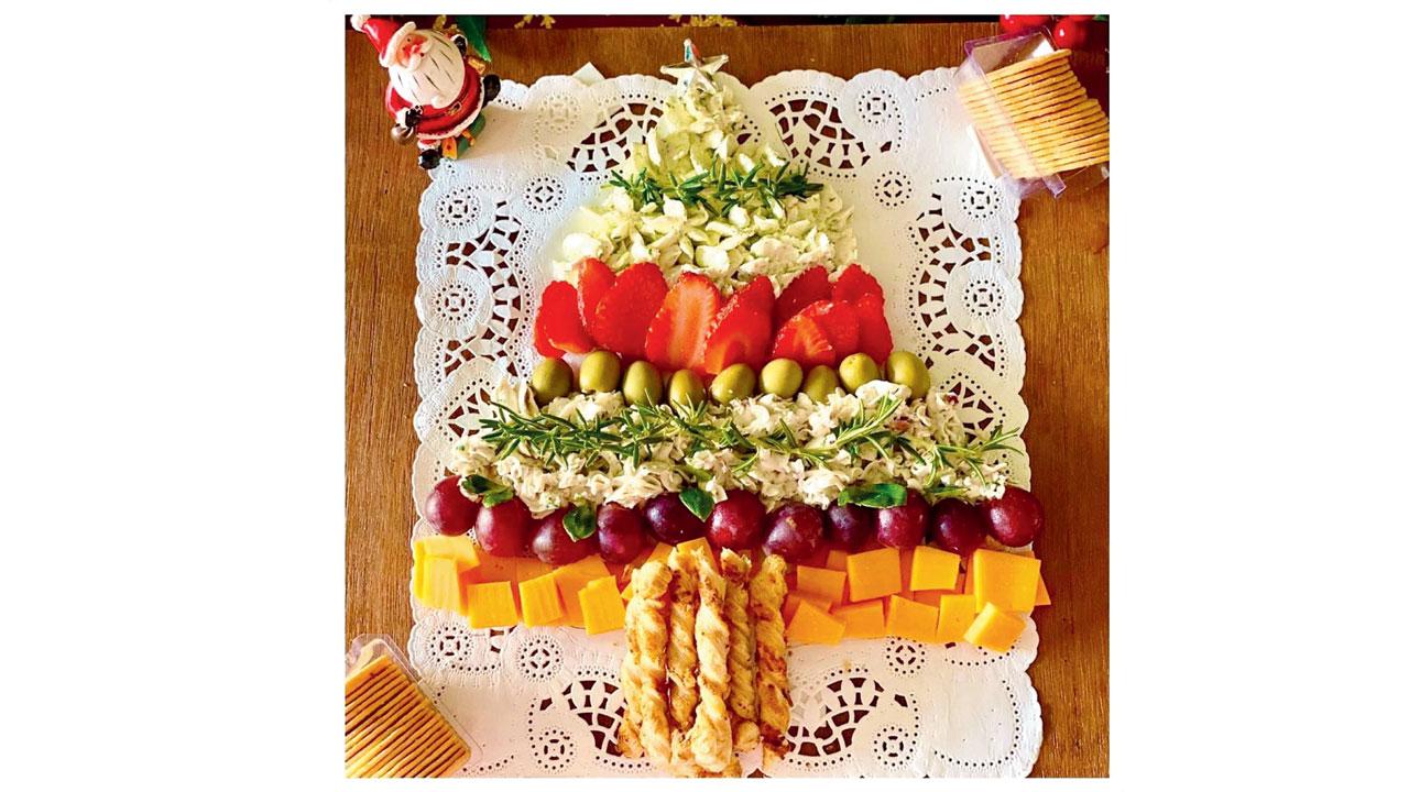 A Christmas-themed cheese platter by Pams Recipe Ritual
