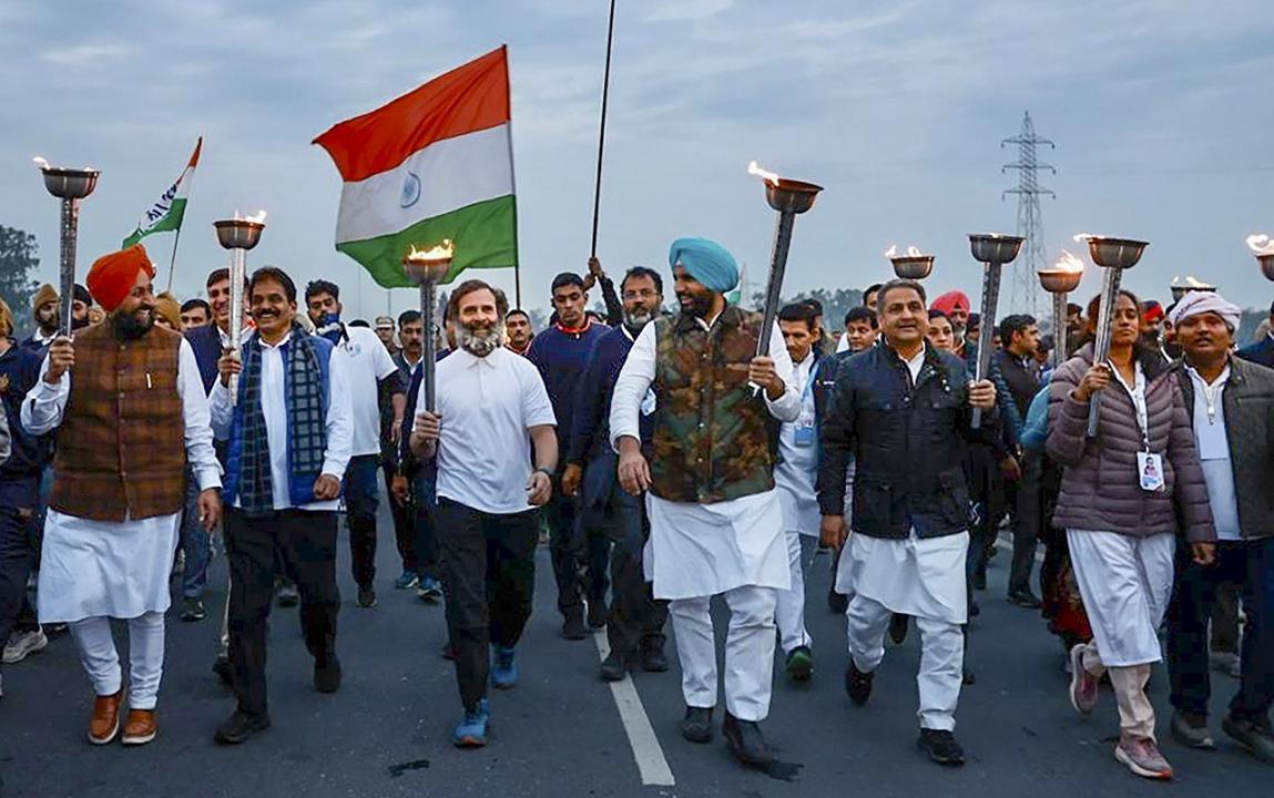 Jammu and Kashmir-leg of Bharat Jodo Yatra begins, Sanjay Raut among several leaders in attendance