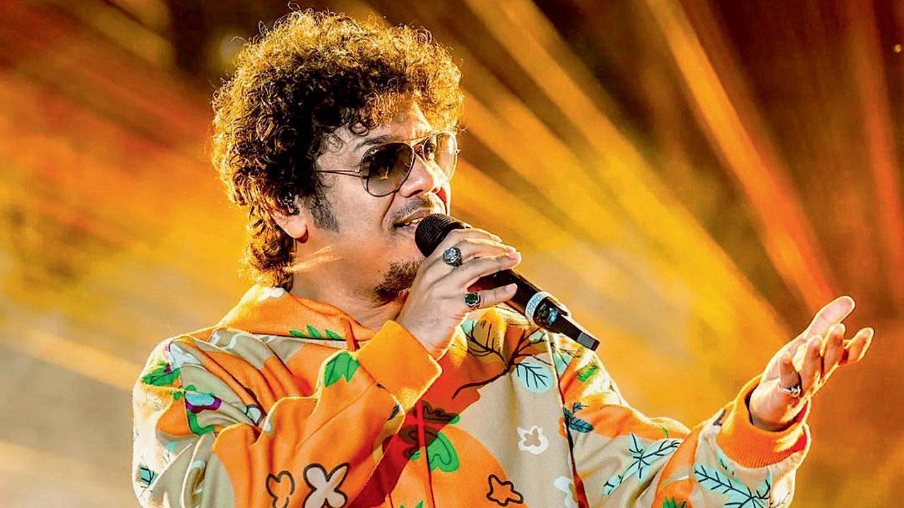 Singer Papon will perform his popular Bollywood tunes in Mumbai this weekend