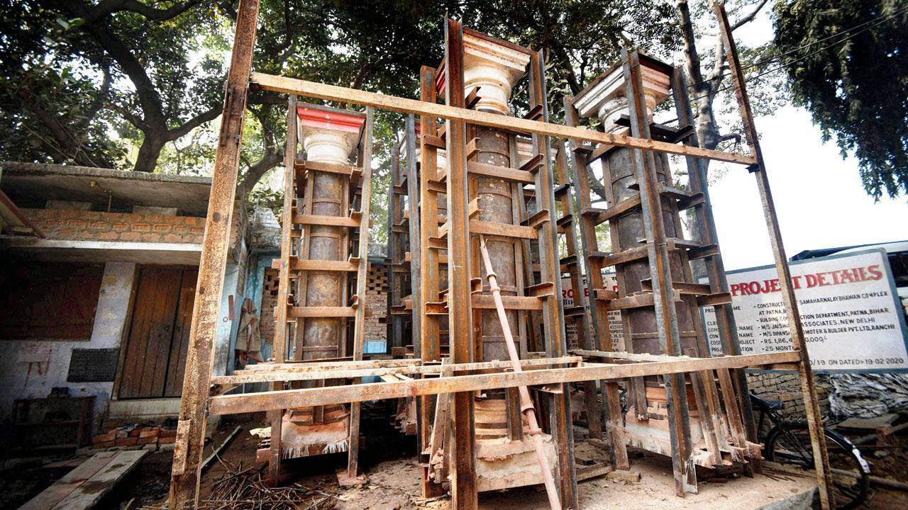 Patna Collectorate: Dutch-era landmark demolished, few pillars preserved