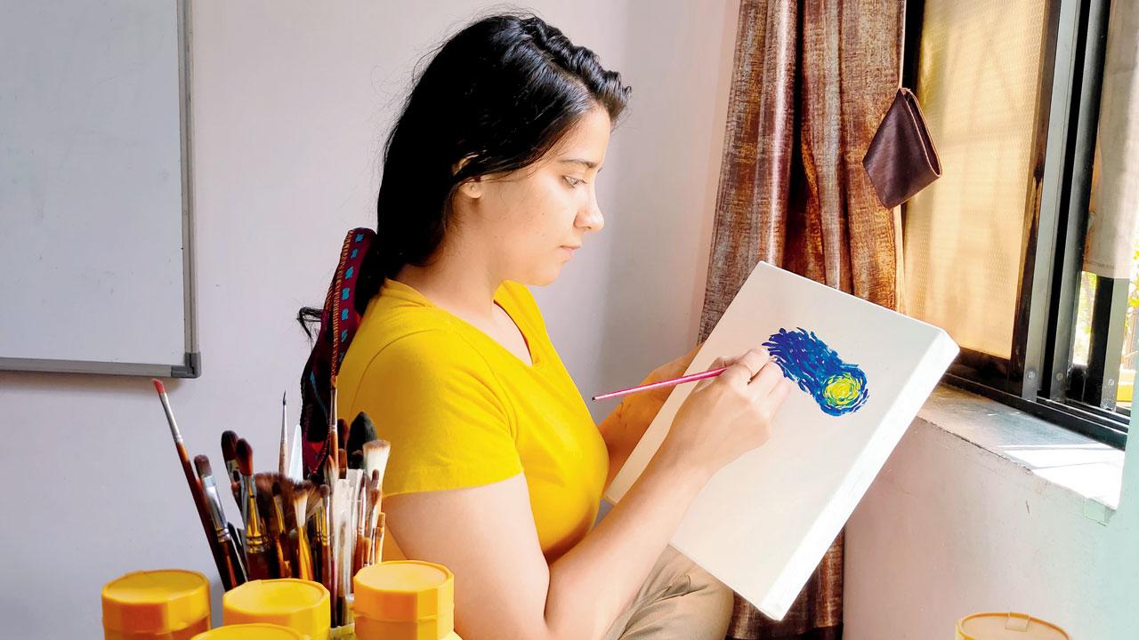 Pratigya Berwal demonstrates the impasto technique