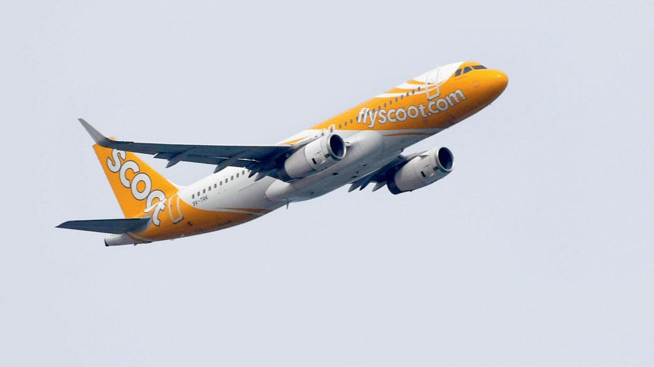 Singaporean airline scoots off four hours early, abandons 30 flyers