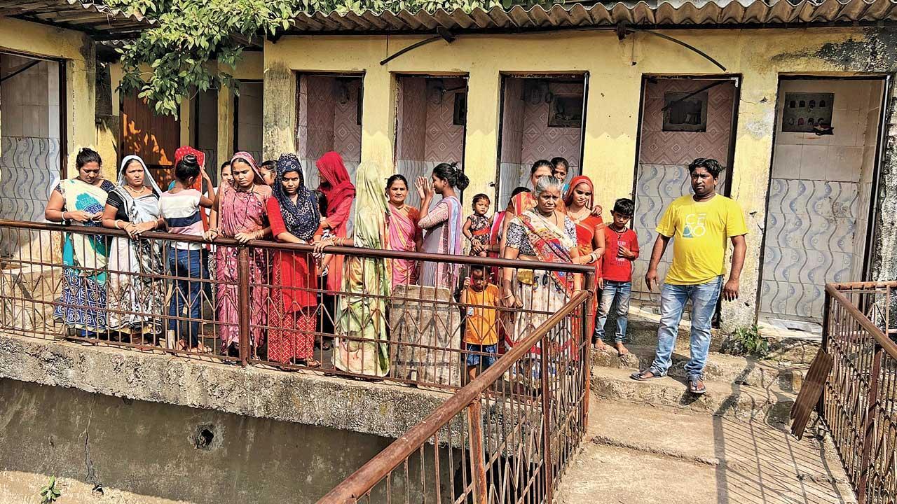 We can only use the toilets before dawn or after sunset, say Vasai residents