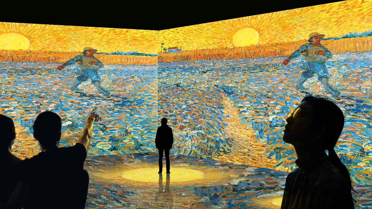 With ceilings as tall as 25 ft. and a floor area of 10,000 sq. ft., the displays will completely immerse the viewers with vivid paintings that convey Van Gogh's emotions and mental state