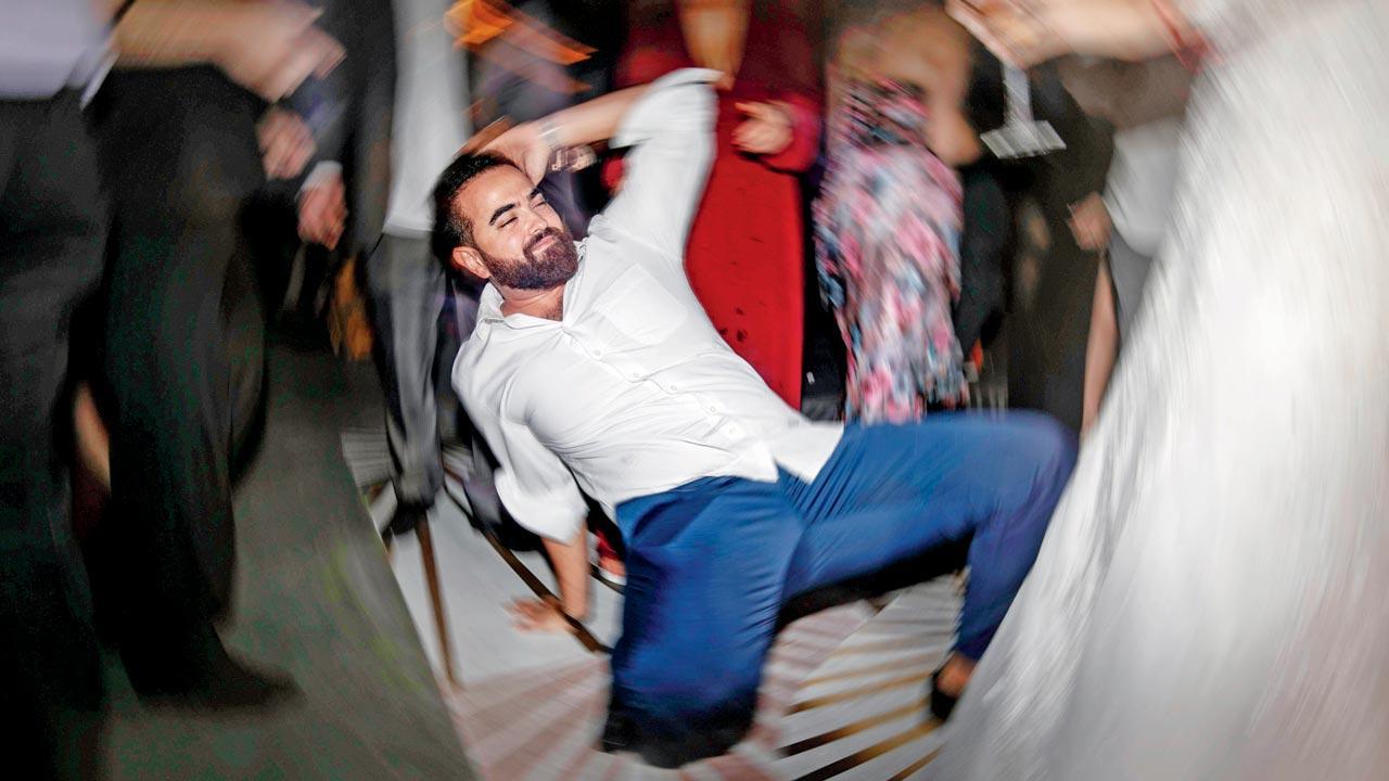 Hospitality experts share disturbing details of failure with liquor manners