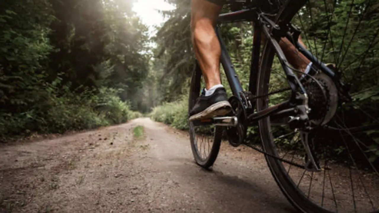 66-year man cycles 6000 km in 37 days across the country