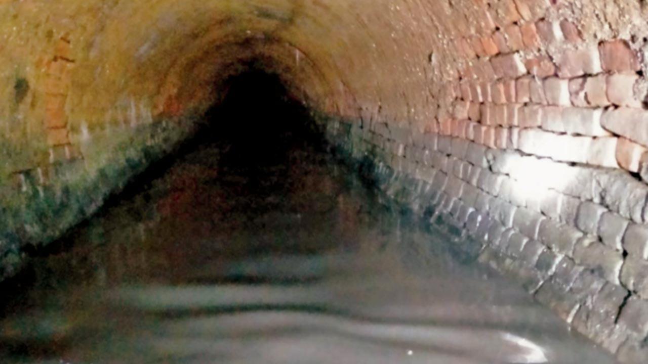 Mumbai: Century-old arch drains set to get geopolymer lining