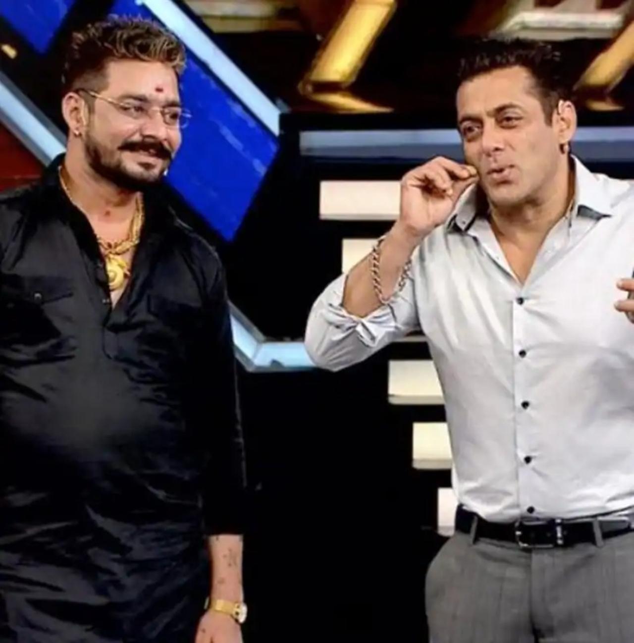 Salman Khan with Hindustani Bhau's sonWhile Hindustani Bhau was in the house of Bigg Boss in season 13, he called his son onto the stage. While Hindustani Bhau's son was on the stage, Salman Khan had a fun conversation with him as he teased him and asked him to share something about his father. Salman Khan was also seen saying Hindustani Bhau that 'Your son is fully gone on you'
