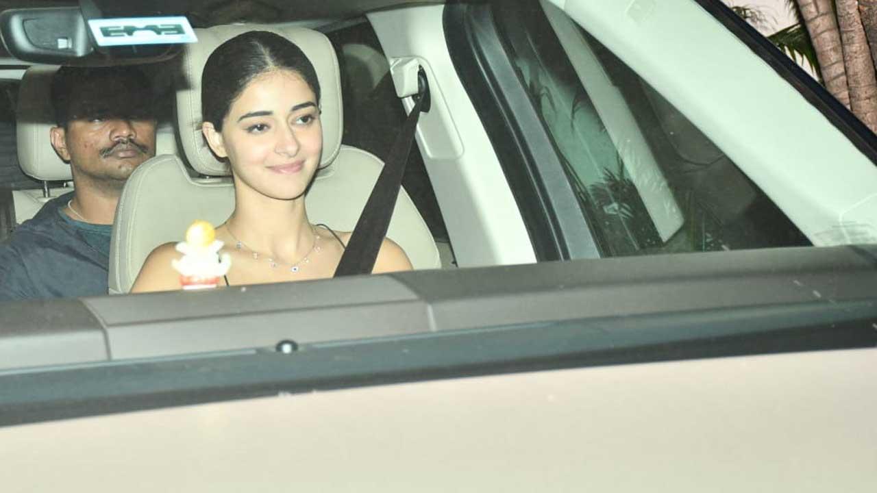 Ananya Panday was spotted in a strappy outfit with her hair tied in a tight bun, a trendy chain and dewy make-up. Ananya had made her debut with Johar's 'Student of the Year 2.'