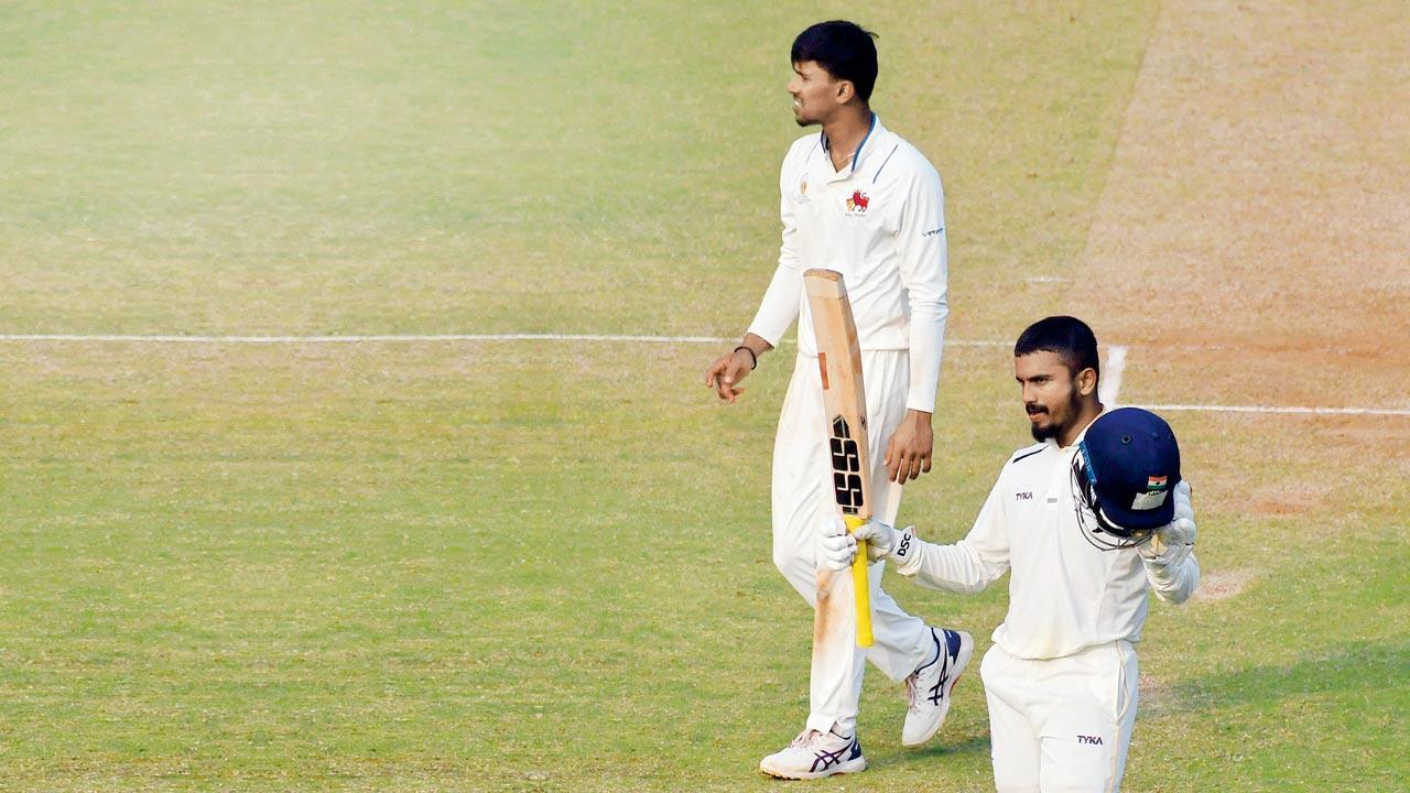 Ranji Trophy: Fighting TN tons