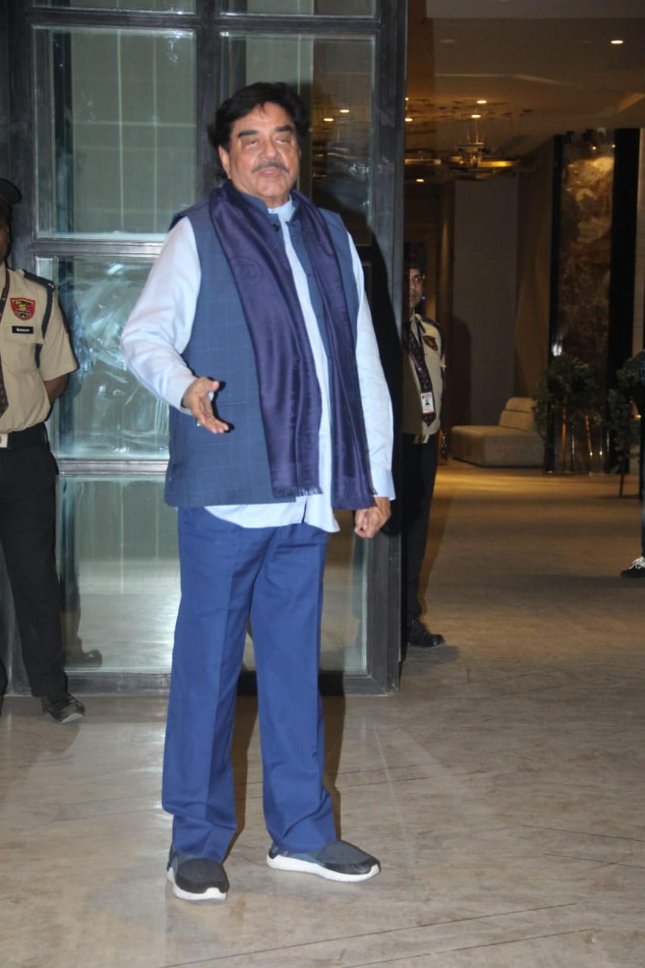 Shatrughan Sinha came dressed in a blue ensemble. He was accompanied by his wife Poonam Sinha