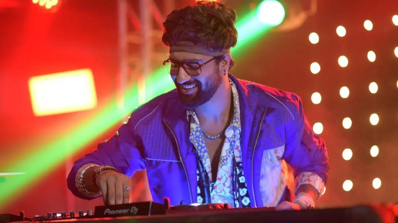 After much speculation surrounding the role on whom the film’s title is based, Anurag Kashyap reveals Vicky Kaushal as DJ Mohabbat in his directorial ‘Almost Pyaar with DJ Mohabbat.' Read full story here