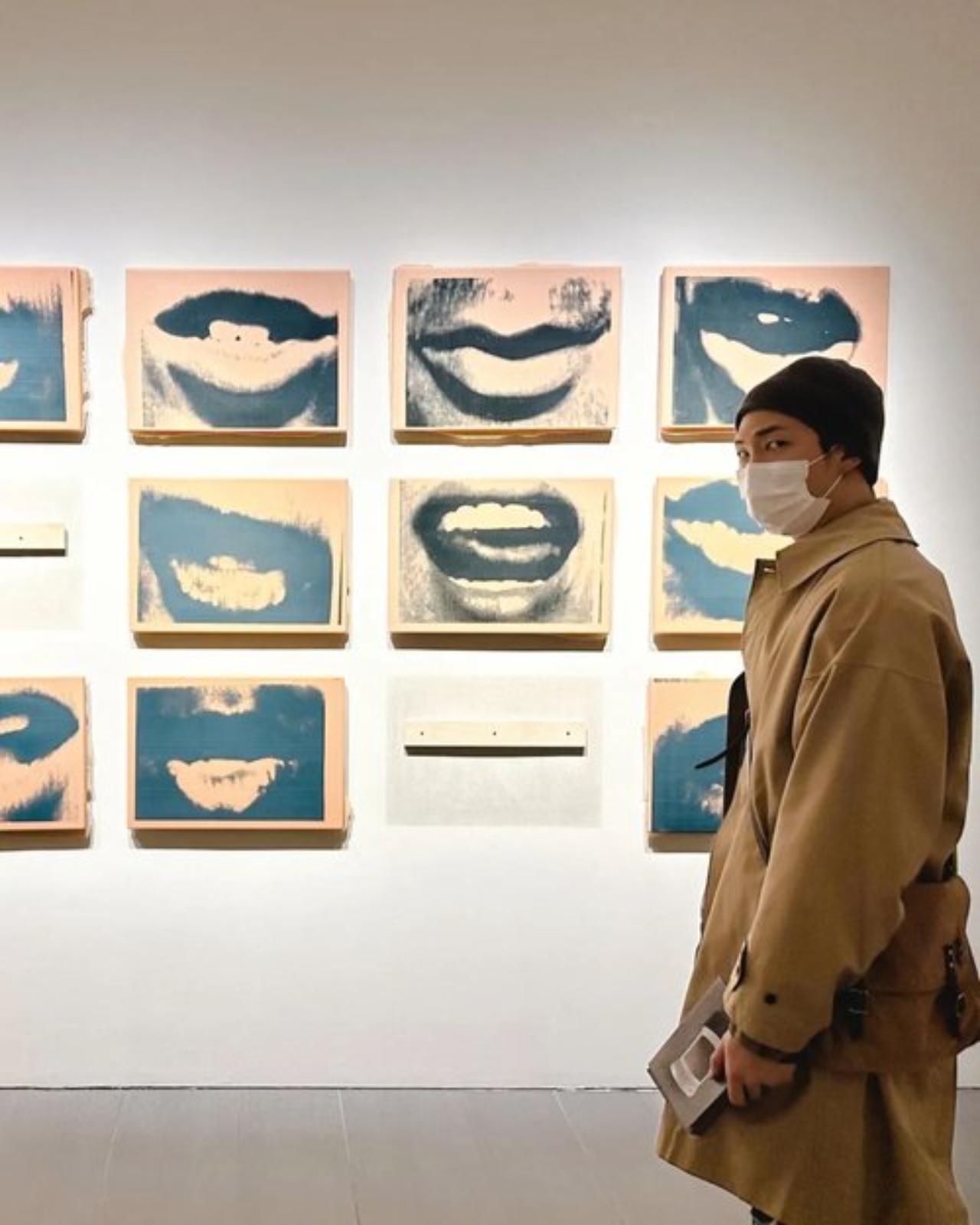 Namjoon often posts pictures of his outings to art museums and galleries across the globe on his social media accounts. His outfits definitely match the vibe of a 'dark academia' aesthetic perfectly