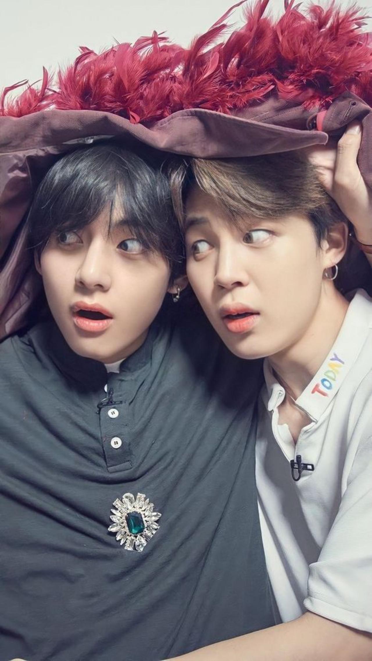 The '95 liners bring an infectious energy to the group. Jimin and Taehyung are always partners-in-crime - be it while troubling their older hyungs J-Hope and Jin, goofing out or pranking the other members or being each other's most trusted confidantes. Their sweet hugs say it all!